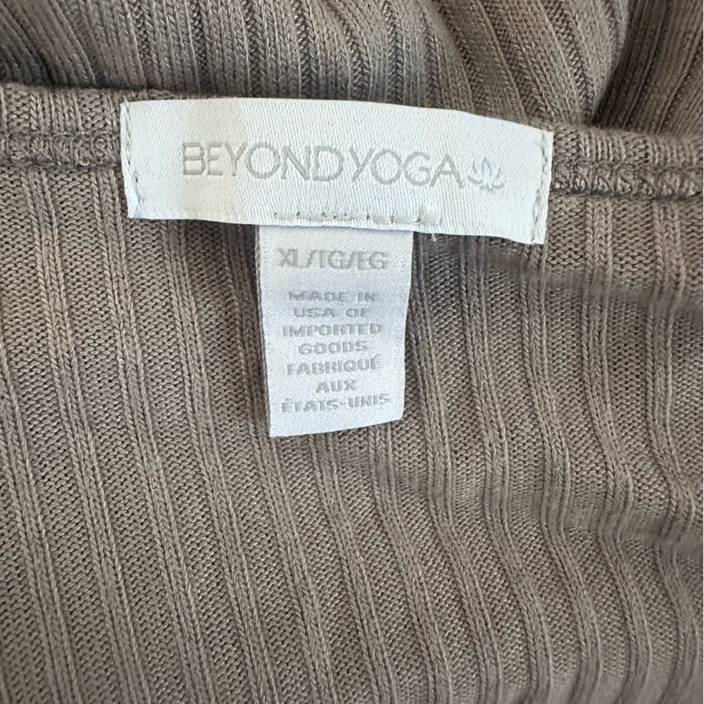Beyond Yoga Jetsetter Jumpsuit - Birch- Size XL - Picture 7 of 10